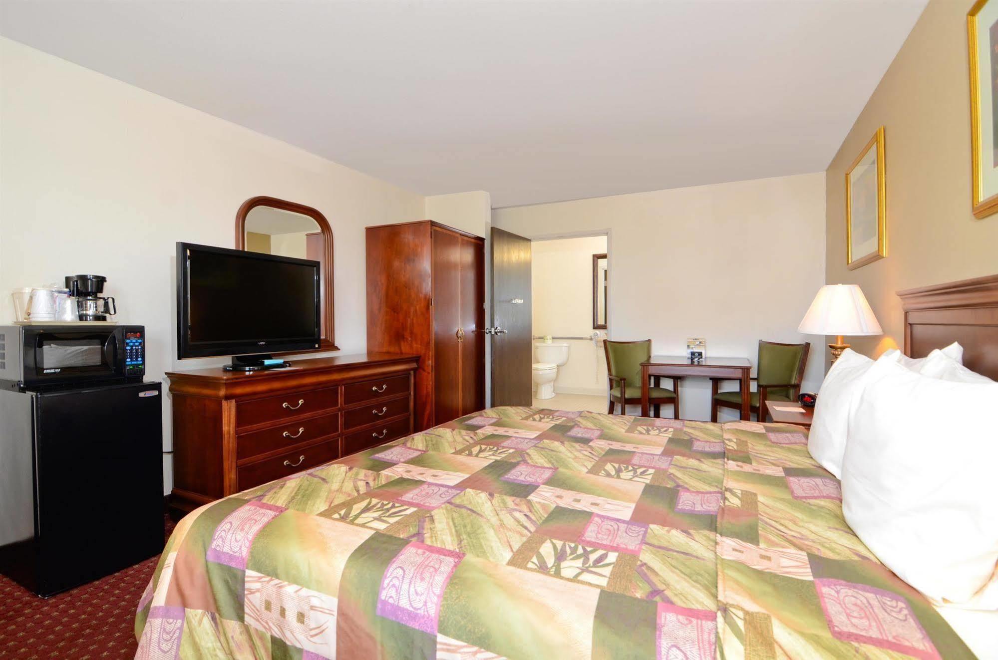 Super 8 By Wyndham Mcgehee Hotell Rum bild