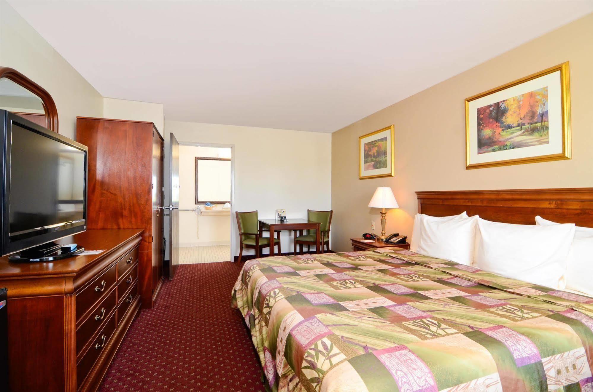 Super 8 By Wyndham Mcgehee Hotell Rum bild